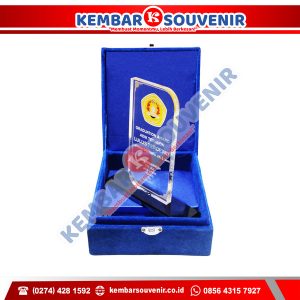 Trophy Akrilik Kabupaten Minahasa