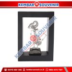 Contoh Plakat Kayu PT Kawasan Industri Makassar (Persero)