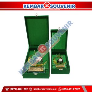 Souvenir Miniatur PT BPD KALIMANTAN TENGAH