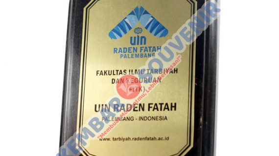Trophy Akrilik Kabupaten Ngawi
