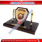 Contoh Trophy Akrilik Premium Harga Murah