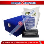 Piala Akrilik Murah KMI Wire and Cable Tbk