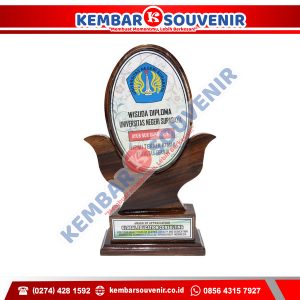 Contoh Piala Dari Akrilik STIT Al-Anshar Tanjung Selor Bulungan