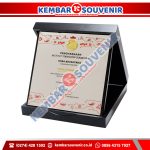 Souvenir Perusahaan Eksklusif PT Istaka Karya (Persero)